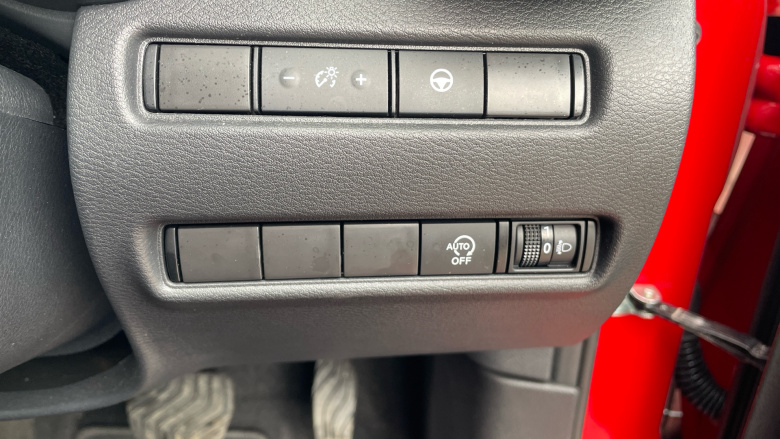 Nissan Juke 1.0 DiG-T 114 Tekna 5dr DCT Petrol Hatchback